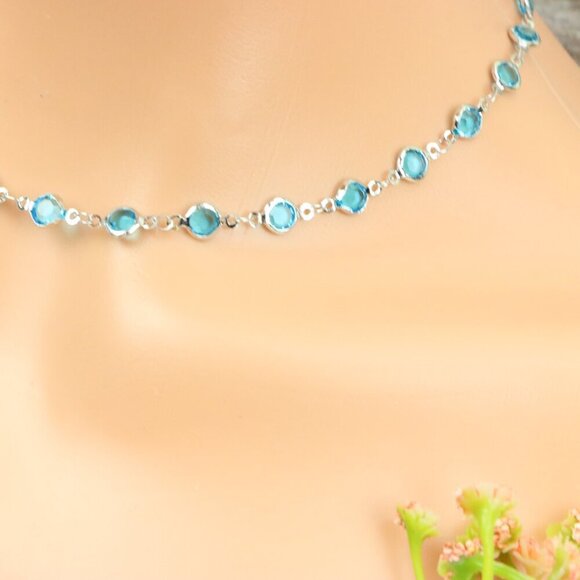 "Minimalist Necklace – Timeless, Elegant Jewelry for Her, MAR091093 - Picture 7 of 10